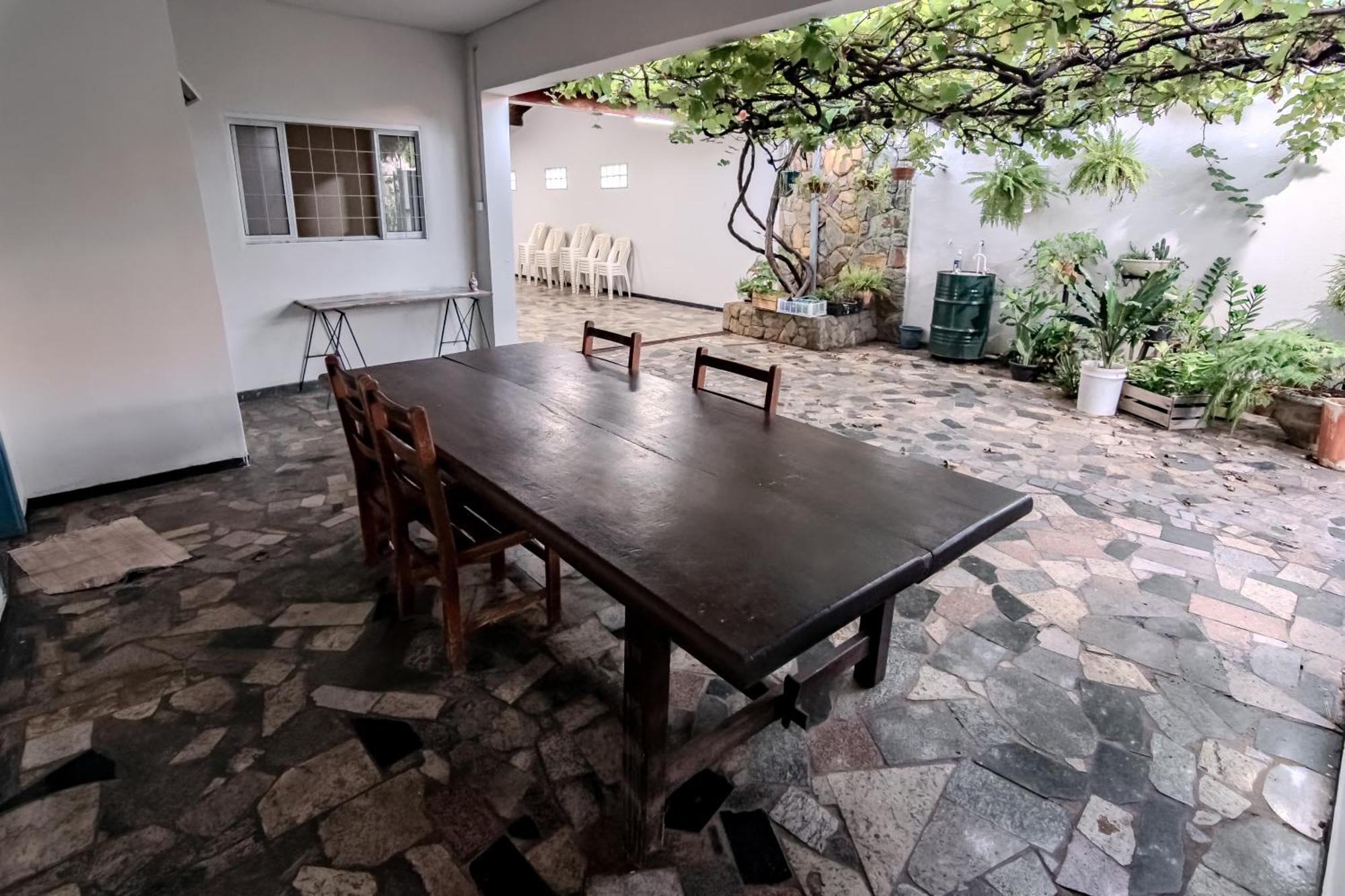Отель Pousada Roosevelt Quarto 03 - Pousada Central Prox Rodoviaria E Dist Industrial Уберландия Экстерьер фото